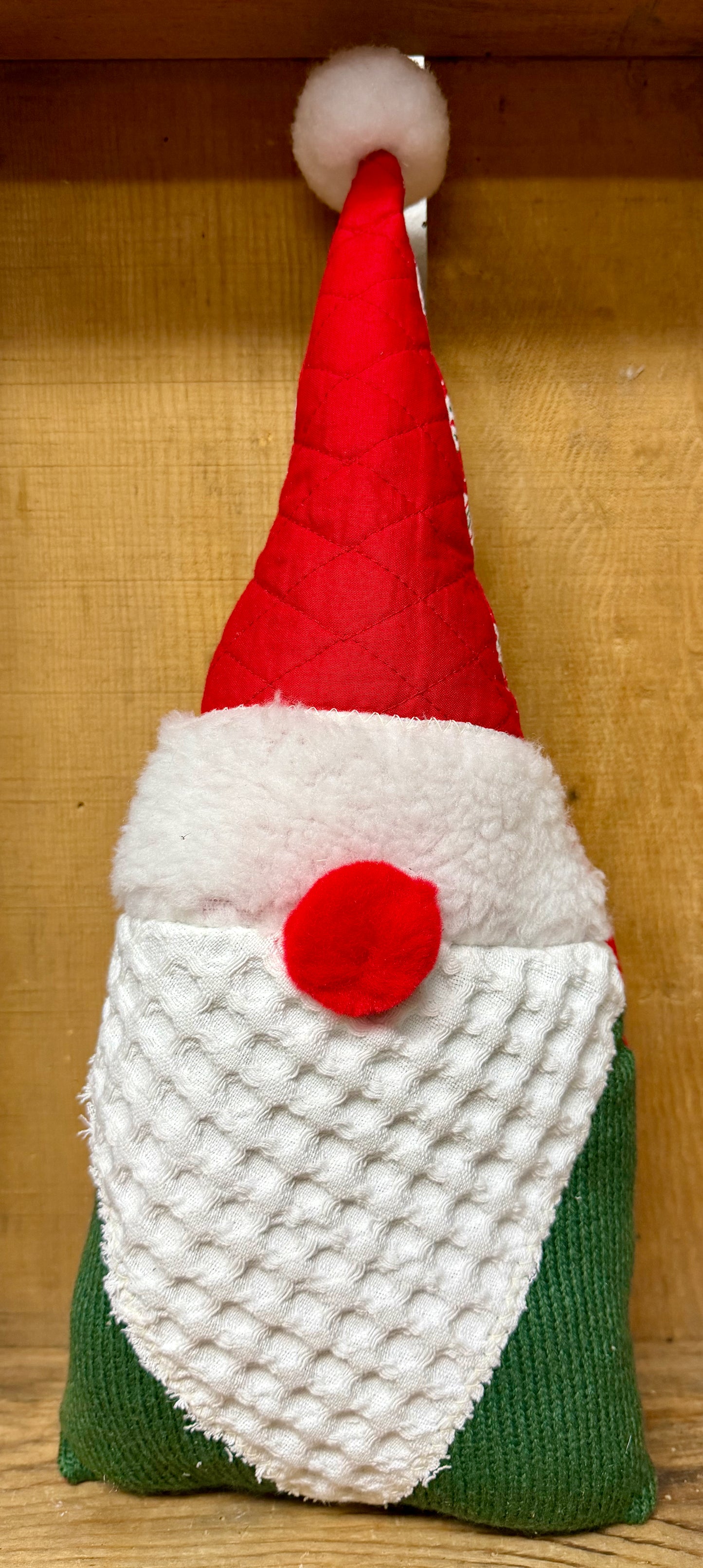 Gnome Green & Red