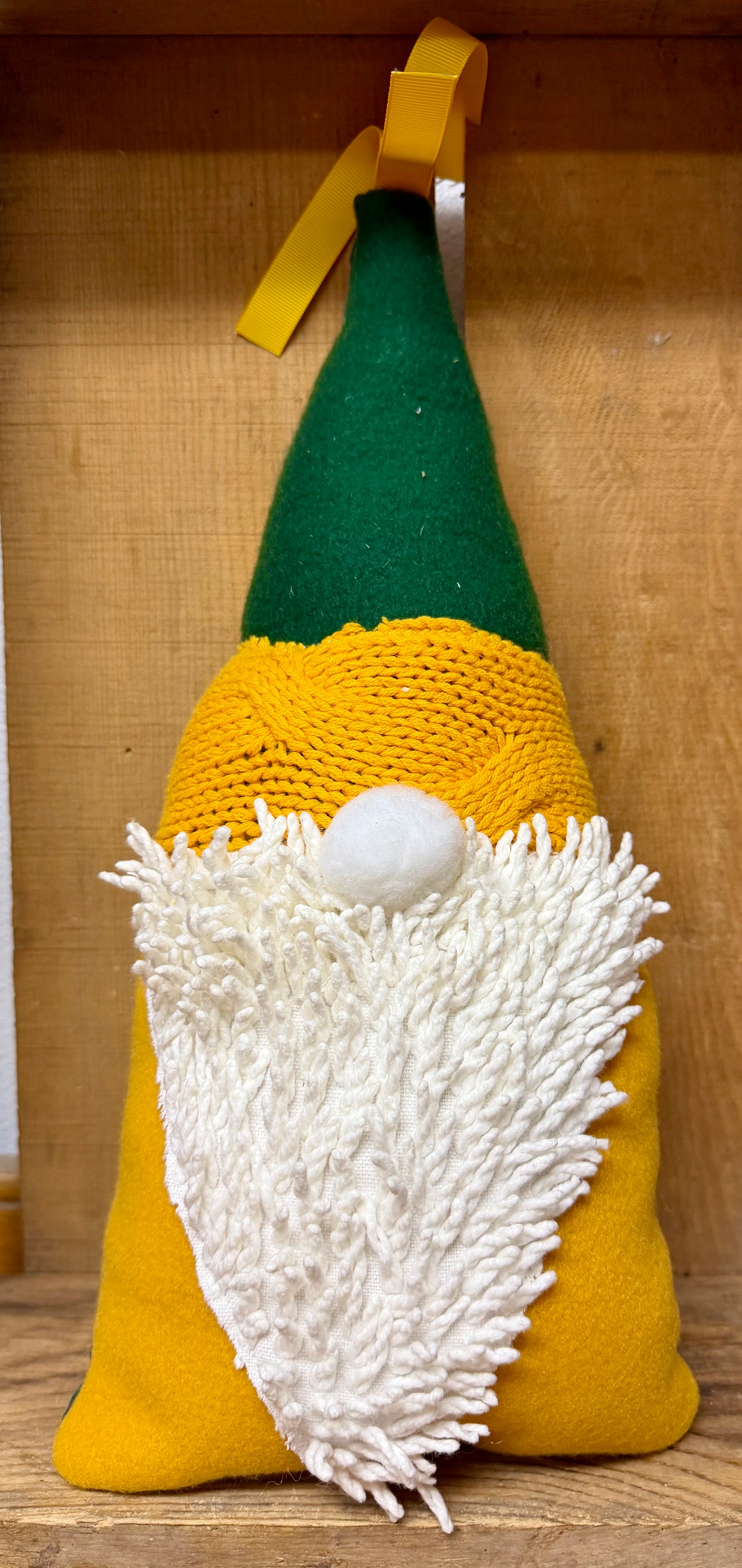 Gnome Green & Gold